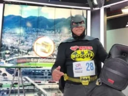 Quién es Jhon Mosquera, el candidato a presidente 2026 cuya foto es disfrazado de Batman