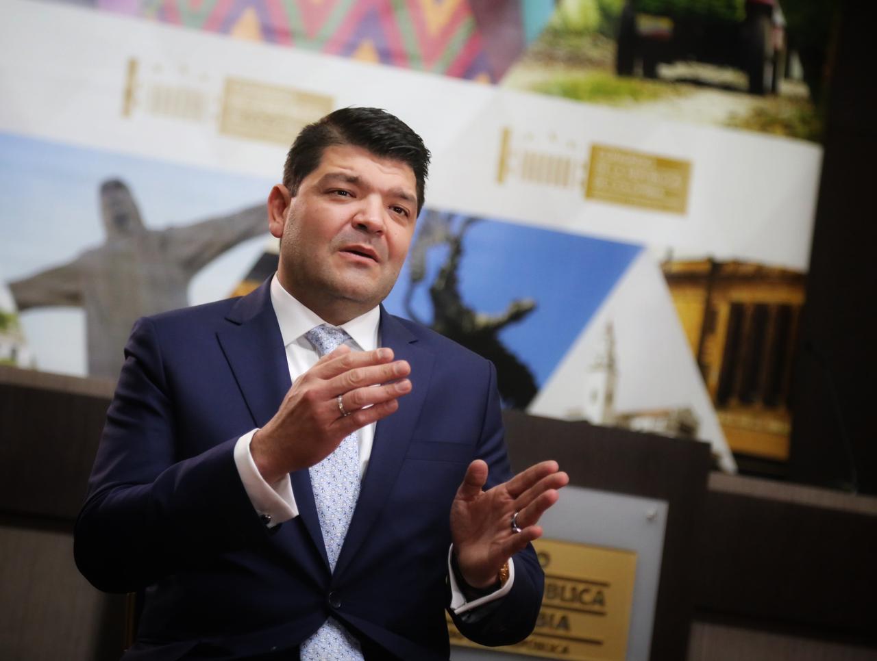 ¿Quién es el exsenador antioqueño Juan Diego Gómez?