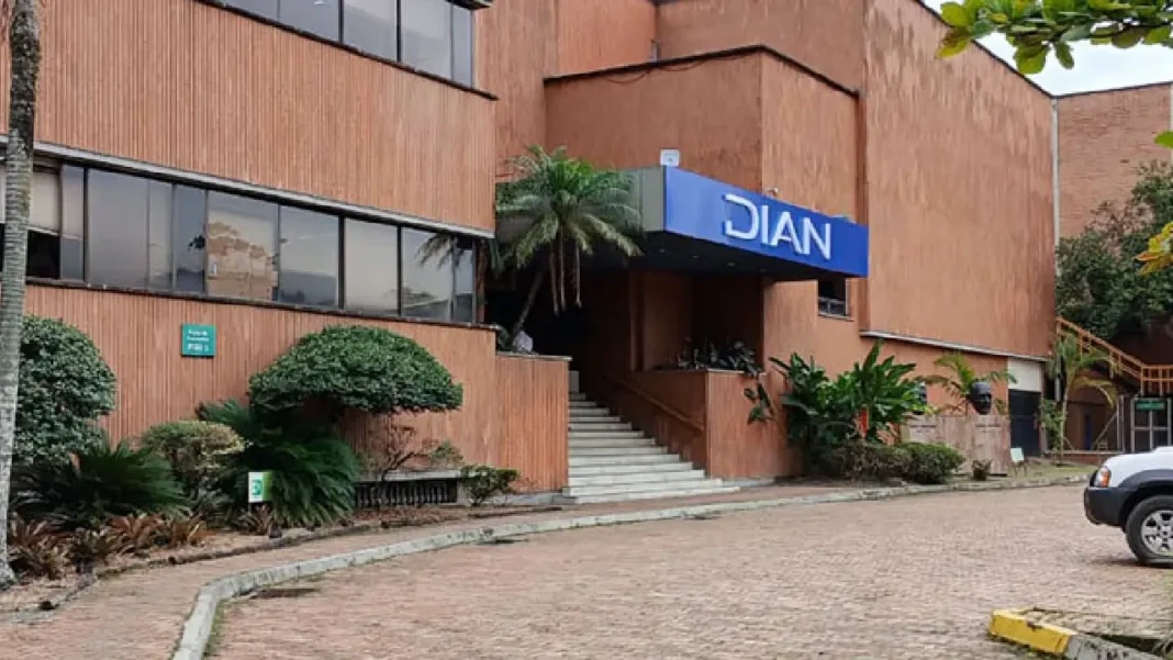 Evasores en Medellín: la DIAN va tras más de 2.600 contribuyentes por no cumplir con sus obligaciones fiscales