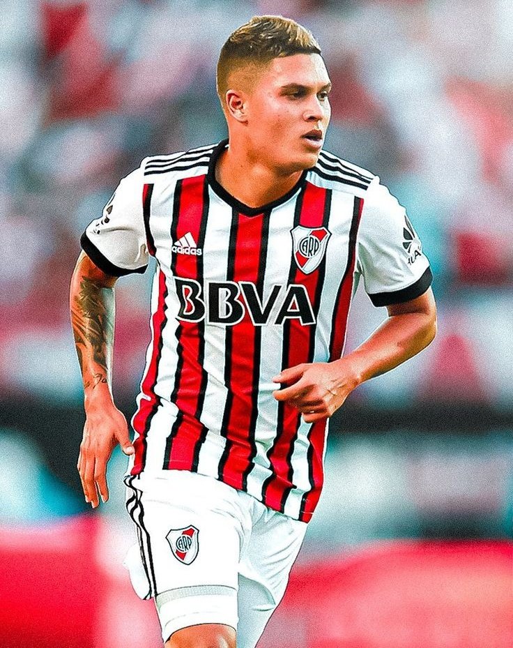 Sueldo de Juan Fernando Quintero con River Plate 2025 frente a otras figuras