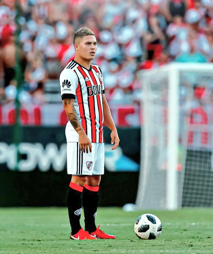 Sueldo de Juan Fernando Quintero con River Plate 2025 frente a otras figuras