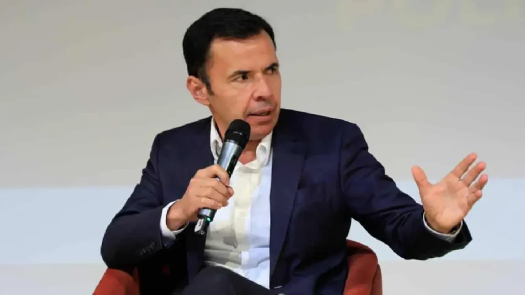 Guillermo Rivera presenta su renuncia como embajador en Brasil en medio de reacomodos en el servicio exterior