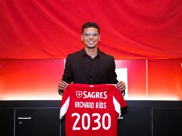 El salario de Richard Ríos en el Benfica supera los $14 mil millones al año, una cifra que lo posiciona entre los futbolistas colombianos mejor pagos en el fútbol internacional.