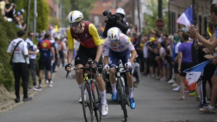 Tour de Francia Este es el salario de los colombianos que están corriendo el Tour de Francia 2025