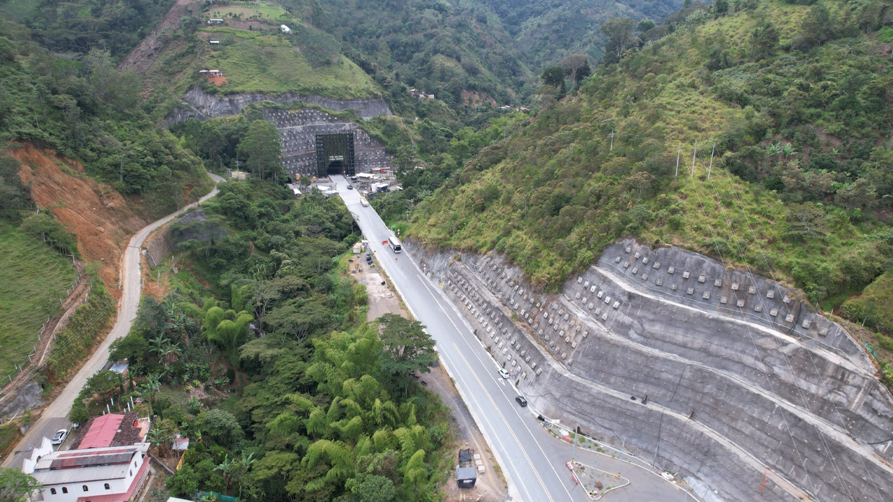 Antioquia se hace cargo de la Nueva Vía al Mar para fortalecer la conectividad con el Caribe