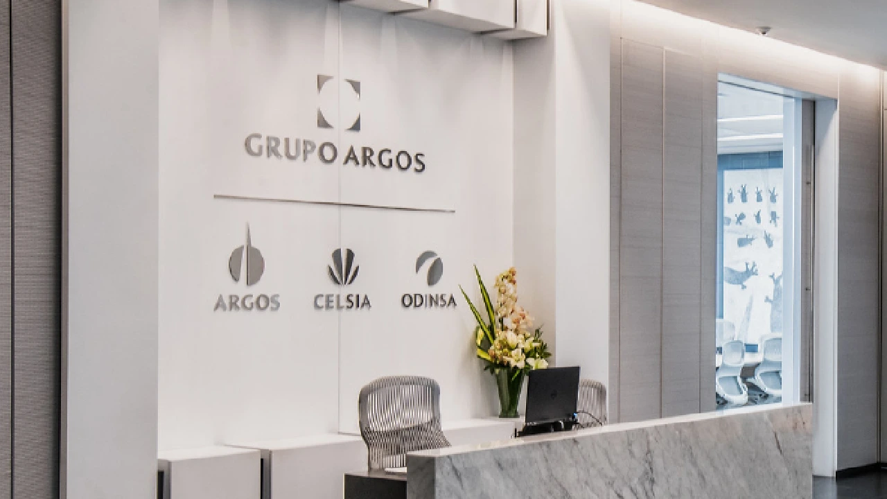 Grupo Argos culmina escisión con Grupo SURA y enfoca su estrategia en crecimiento regional