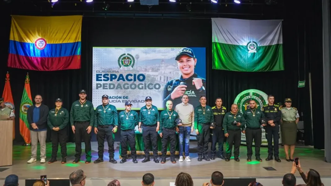 En Envigado, 37 promotores de seguridad se certifican en convivencia y educación ciudadana