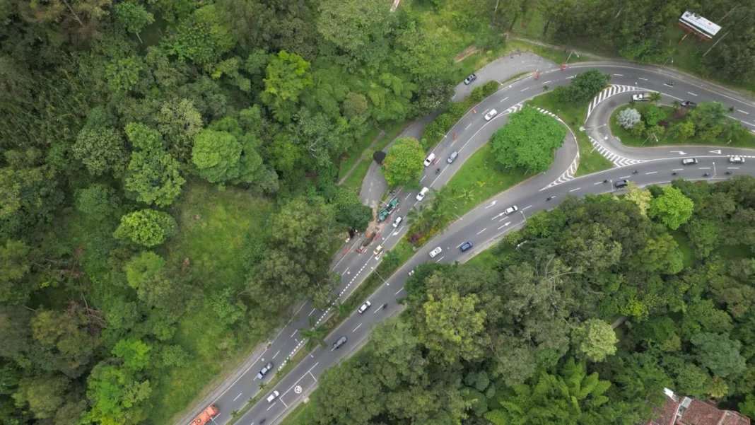 Así Medellín refuerza la seguridad vial en la Vía Las Palmas por contingencia en la calzada