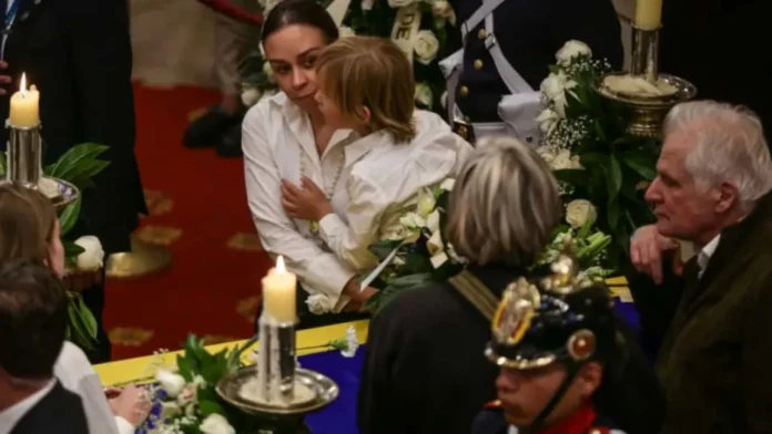 Dónde y a qué hora será el entierro de Miguel Uribe