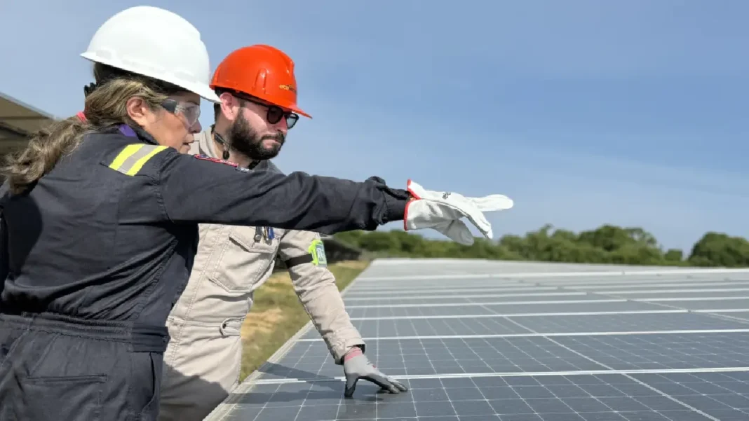 Refinería de Cartagena avanza en transición energética con proyecto solar de gran escala