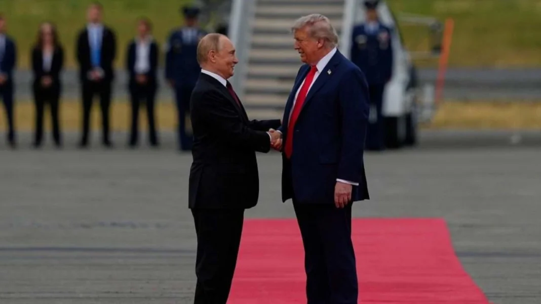 Video: así fue el saludo entre Donald Trump y Vladimir Putin en Alaska