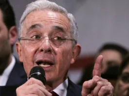 Video: "No cuestione la gallardía de mis hijos", Uribe peleó en plena audiencia con la jueza