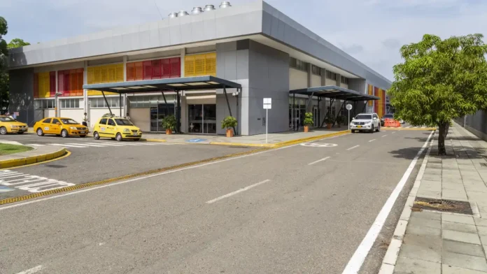 Montería aplica tecnología que prolonga vida útil de pistas