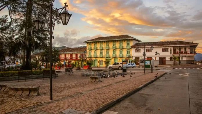 De Pedro Justo Berrío a Débora Arango: figuras que forjaron el legado de Antioquia en estos 212 años