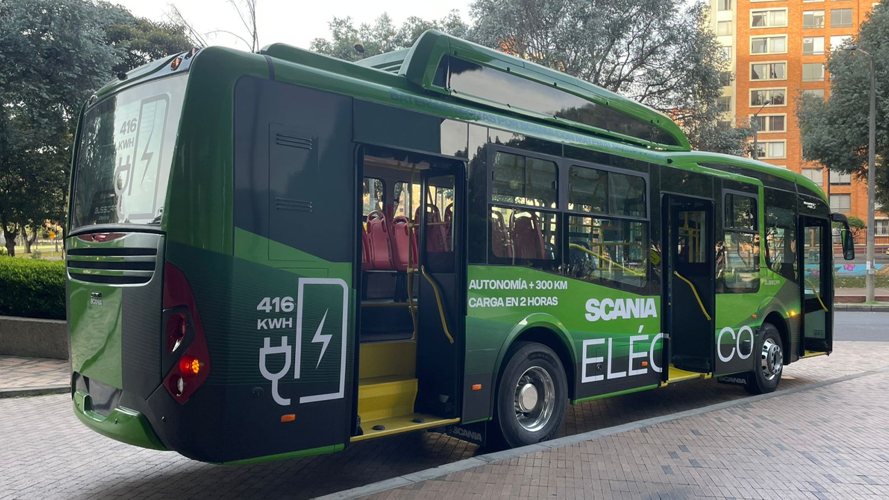 Scania presenta su primer bus eléctrico en Bogotá con tecnología de punta y cero emisiones