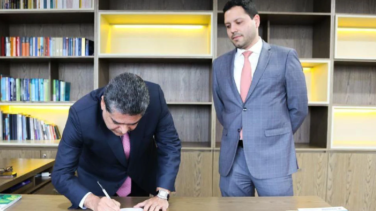 Perfil de Juan Camilo Zuluaga, candidato con más opciones para Contraloría de Bogotá