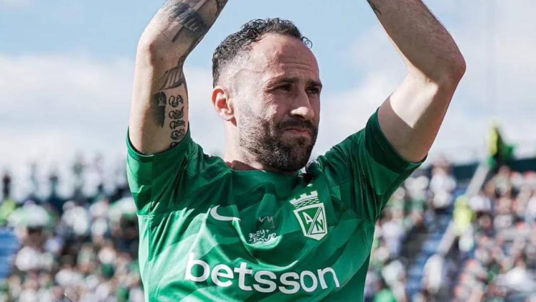 El sueldo de David Ospina en Atlético Nacional lo ubica entre los jugadores mejor pagos del país, tras su regreso desde Arabia Saudita al fútbol colombiano.