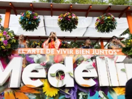Medellín vibra con cultura, música y tradición en el segundo día de la Feria de las Flores 2025