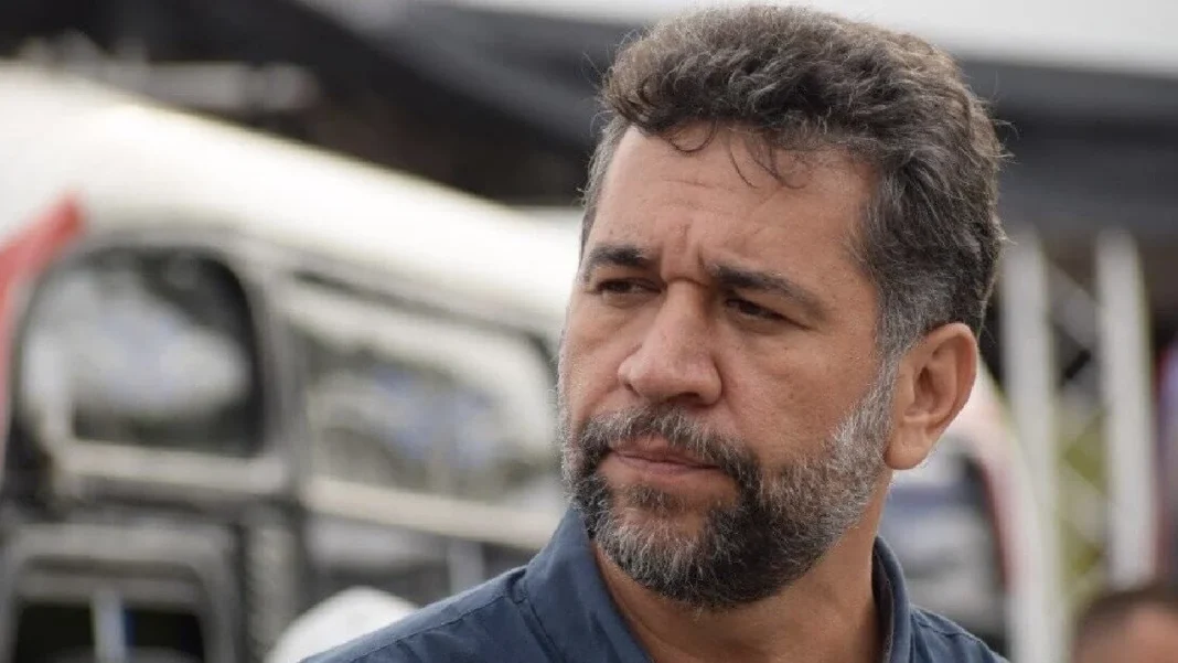 Hoja de vida y quién es León Fredy Muñoz, en la lupa por fuga de Ramón González