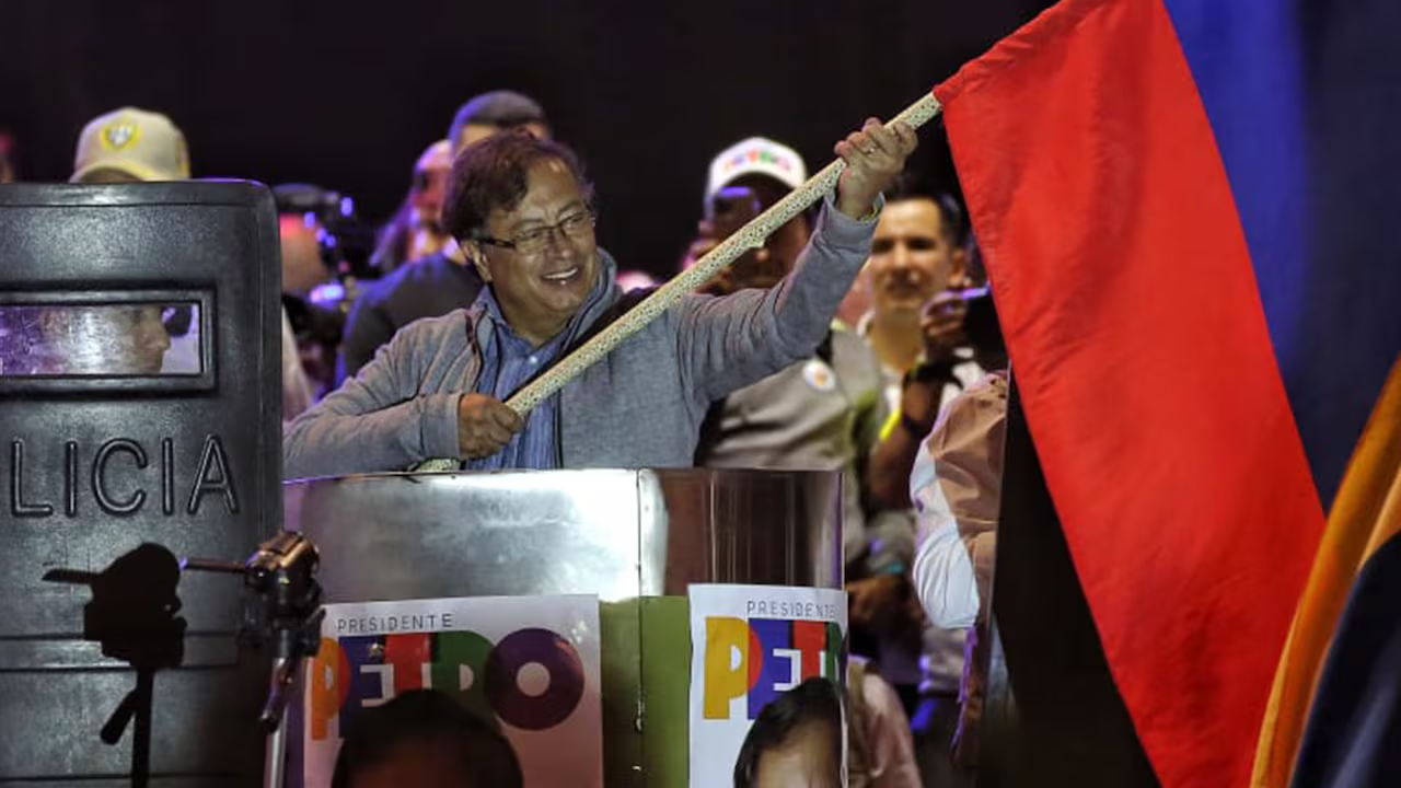 El informe recomienda imponer una sanción al gerente de la campaña de Petro, con una multa que ascendería a $4.000 millones.
