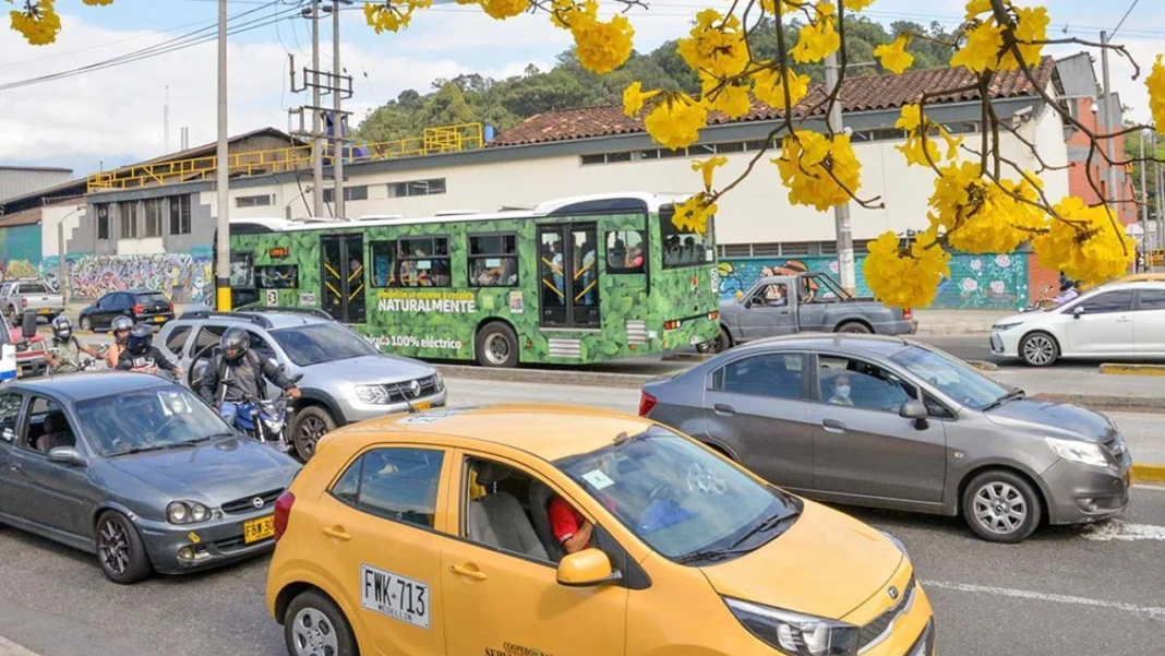 Pico y placa en Medellín este miércoles 29 de octubre de 2025: vehículos con restricciones