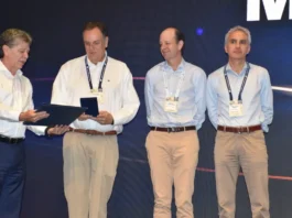 La Orden al Mérito Empresarial ANDI reconoció a Luis Carlos Sarmiento Angulo y Jorge Mario Velásquez por su liderazgo, visión estratégica y aporte al desarrollo de Colombia.