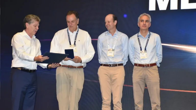 Orden al Mérito Empresarial ANDI: Luis Carlos Sarmiento Angulo y Jorge Mario Velásquez reciben la máxima distinción
