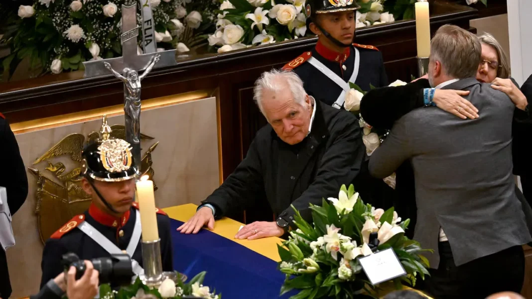Papá de Miguel Uribe envía mensaje político a Colombia en la Catedral Primada