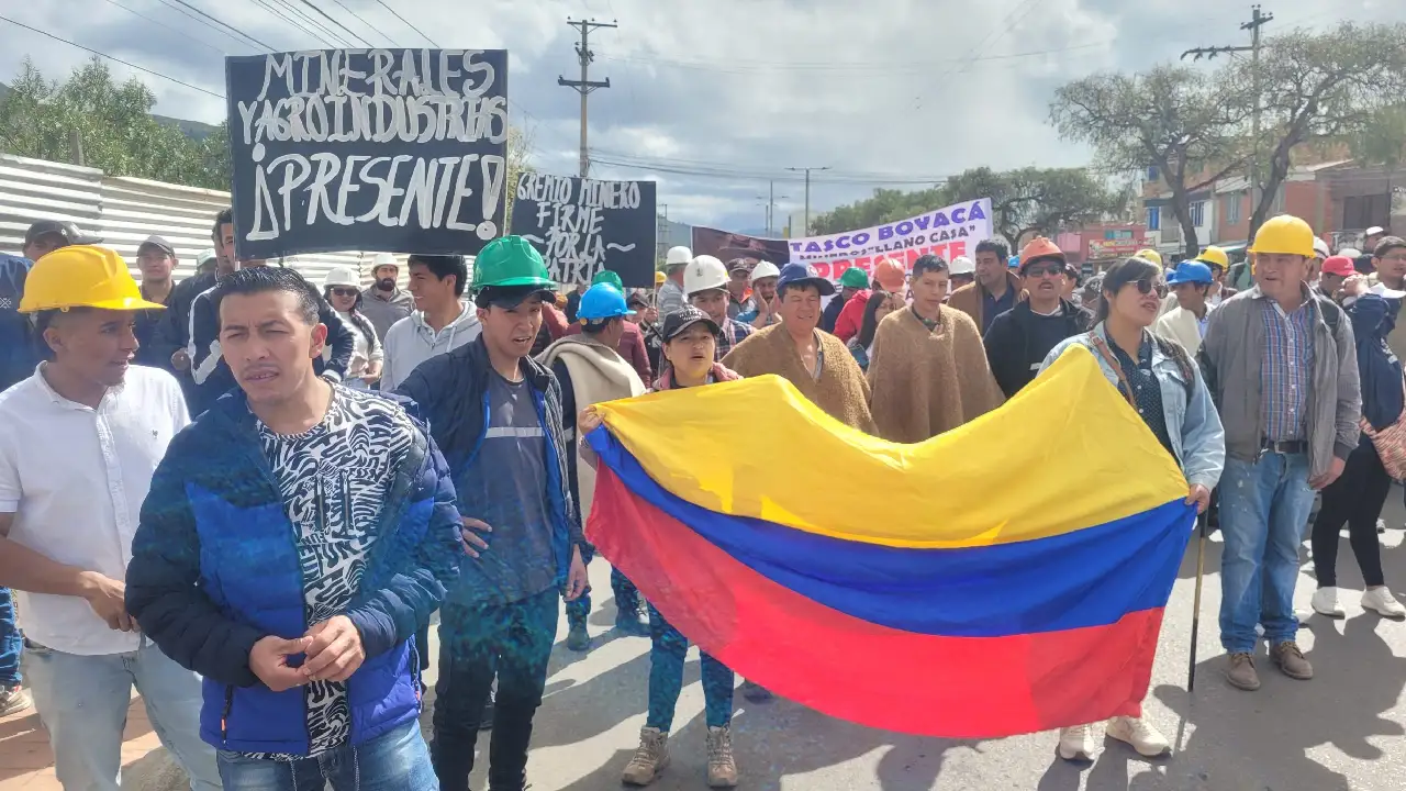 Estado de vía bloqueada Bogotá-Tunja por paro en Boyacá hoy 6 de agosto
