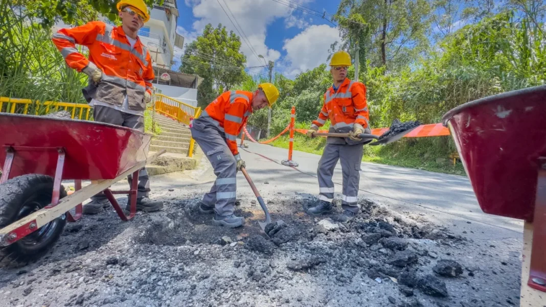 Mejoramiento de la malla vial de Medellín, necesaria para la seguridad de los actores viales