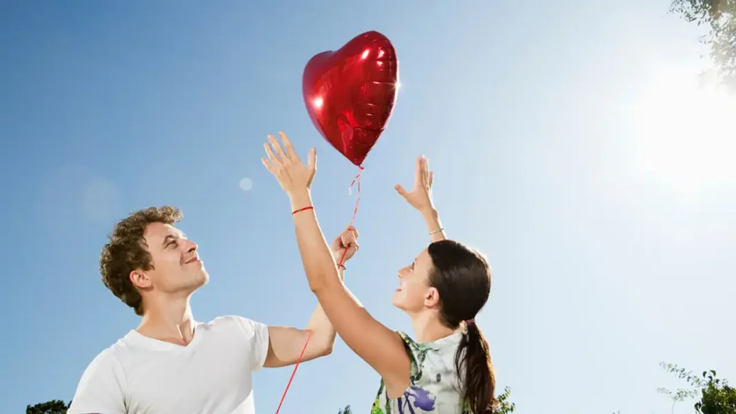 Cuándo es amor y amistad y qué regalar en 2025