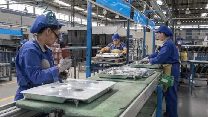 Dane reporta caída del desempleo: en agosto fue de 8,6 %, frente al 9,7 % de 2024