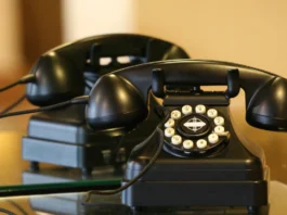 Del despertador a la cámara: lo que los smartphones dejaron obsoleto