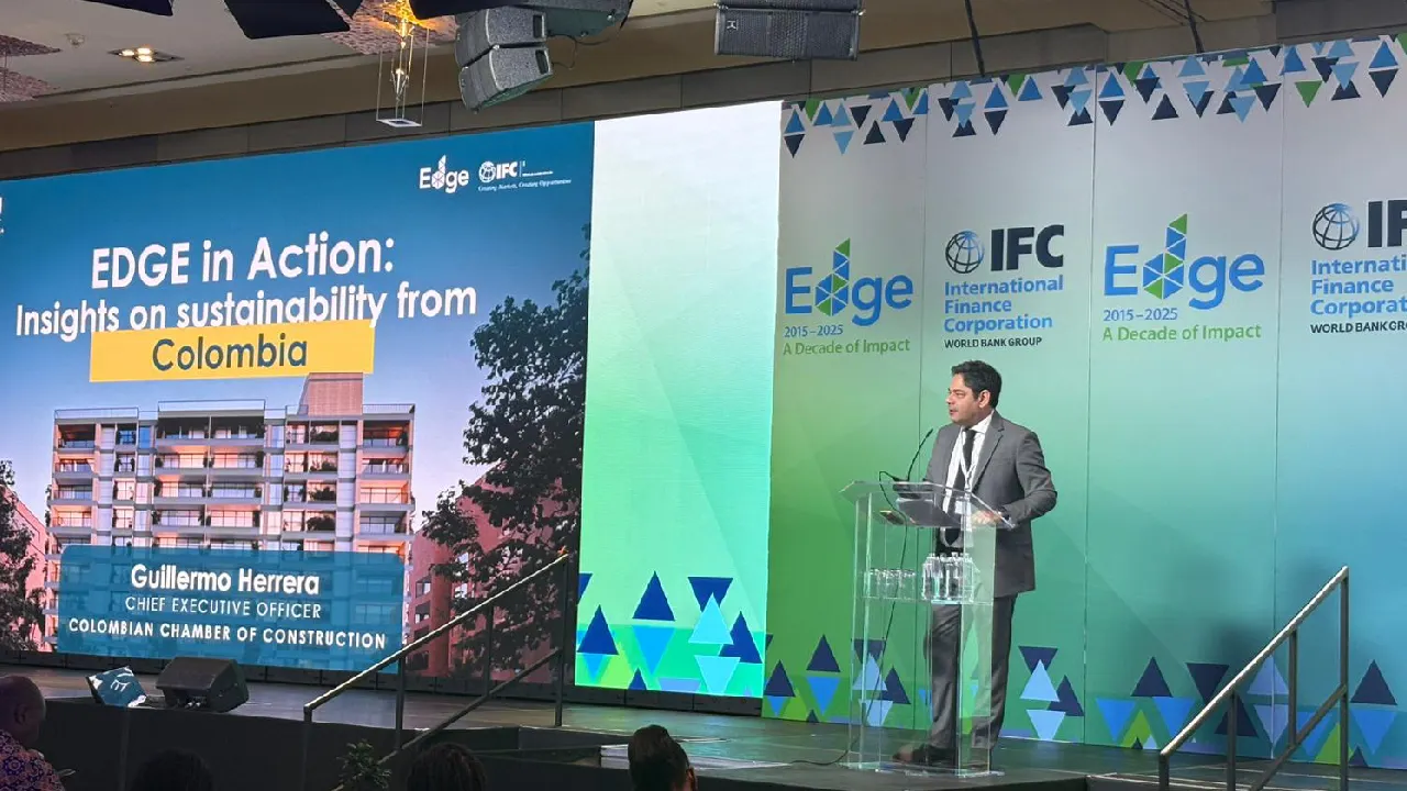 Camacol recibe premio global de la IFC por liderazgo en construcción sostenible