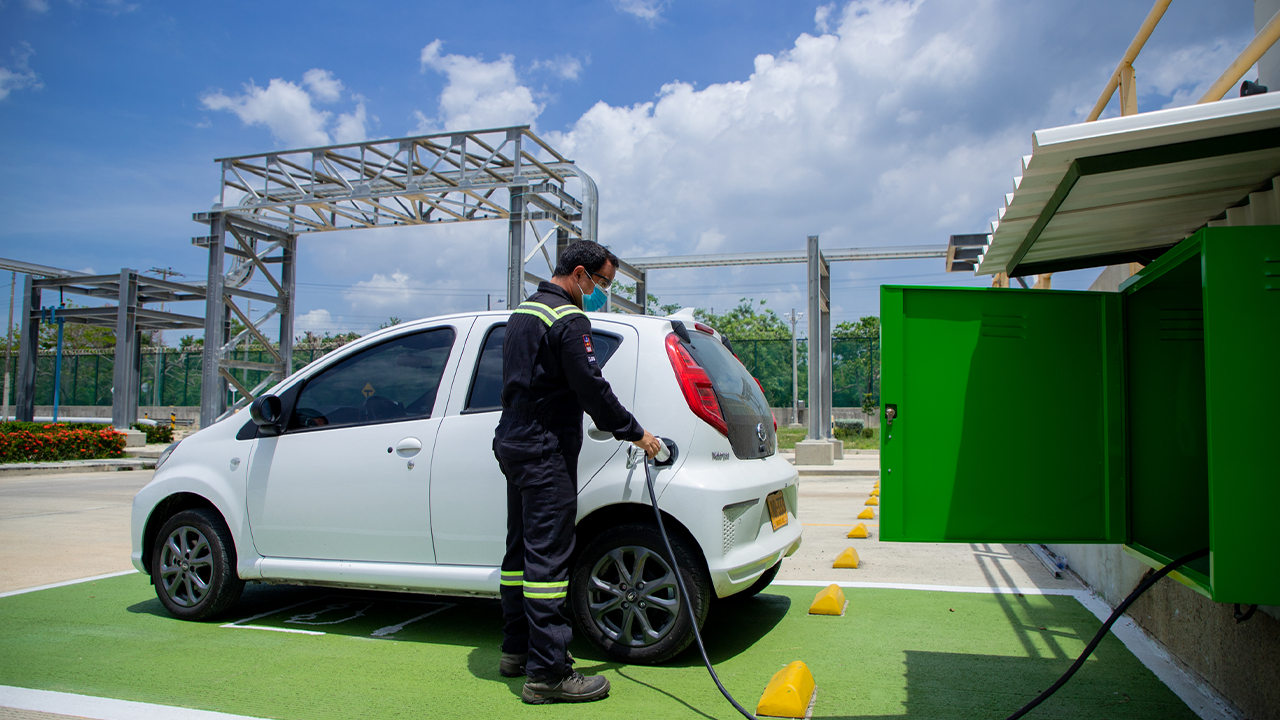 Ecopetrol avanza hacia la movilidad sostenible con una de las flotas eléctricas más grandes del país