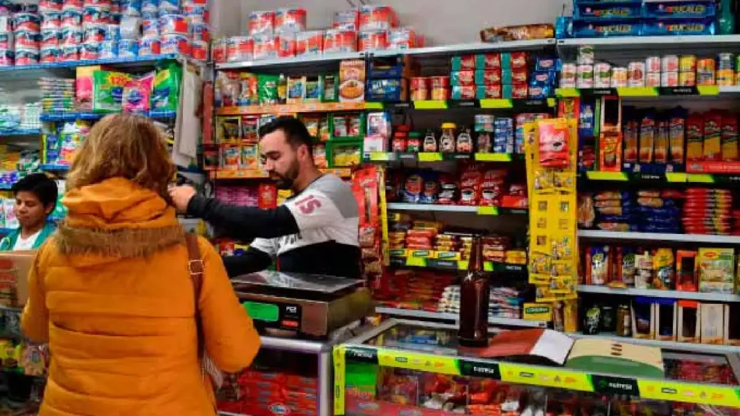 El comercio empieza a sentir la reforma laboral: cierres alcanzan el 5%