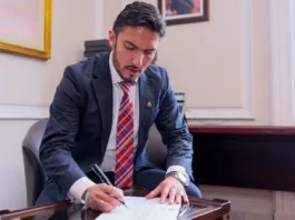 Esta es la hoja de vida de Juan Carlos Florian que publicó Presidencia