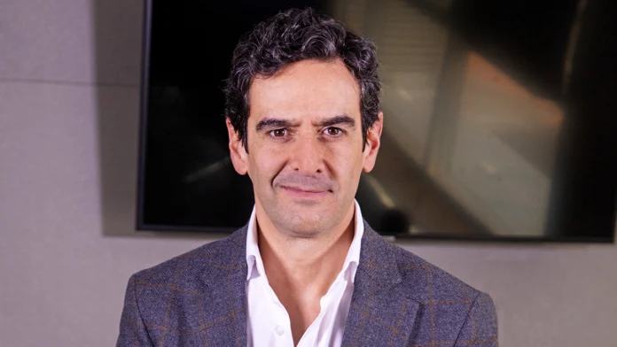 La llegada de los pagos PSE en Google Play permitirá a millones de colombianos acceder a compras digitales seguras y sin tarjeta de crédito, impulsando la inclusión financiera.