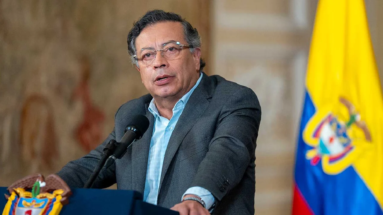 Tres ministros de Petro saldrían de sus cargos tras derrota en el Senado con elección de nuevo Magistrado
