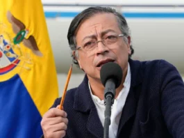 Petro nombra a 16 exmiembros de la AUC como gestores de paz