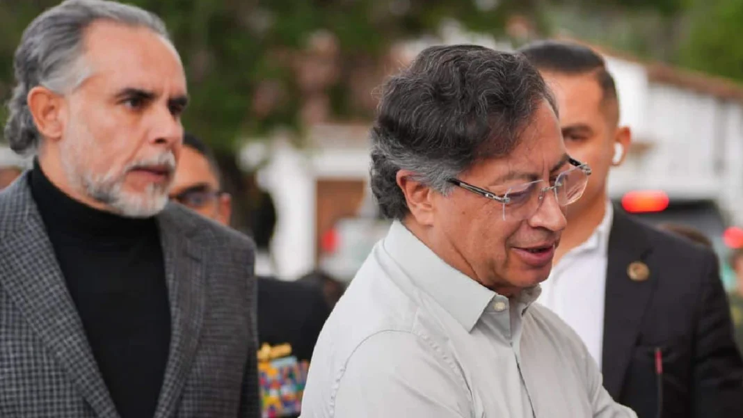 Benedetti propone renuncia colectiva de visas tras cancelación de visado a Gustavo Petro