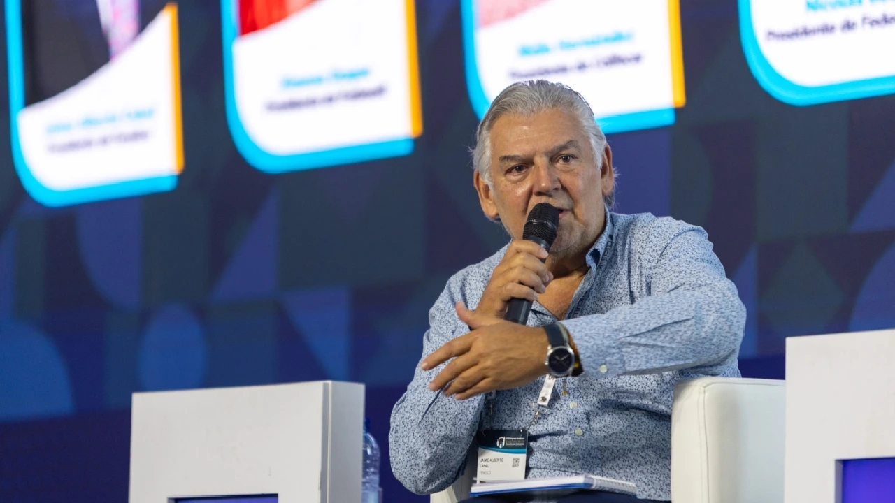 Presidente Fenaclo