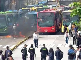 Bloqueos en Transmilenio hoy: varias estaciones cerradas por manifestaciones