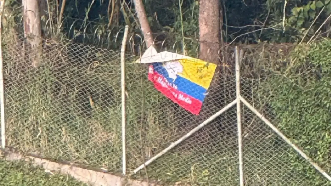 Tras ataque a torre de energía, Medellín recibe 100 uniformados de Fuerzas Especiales