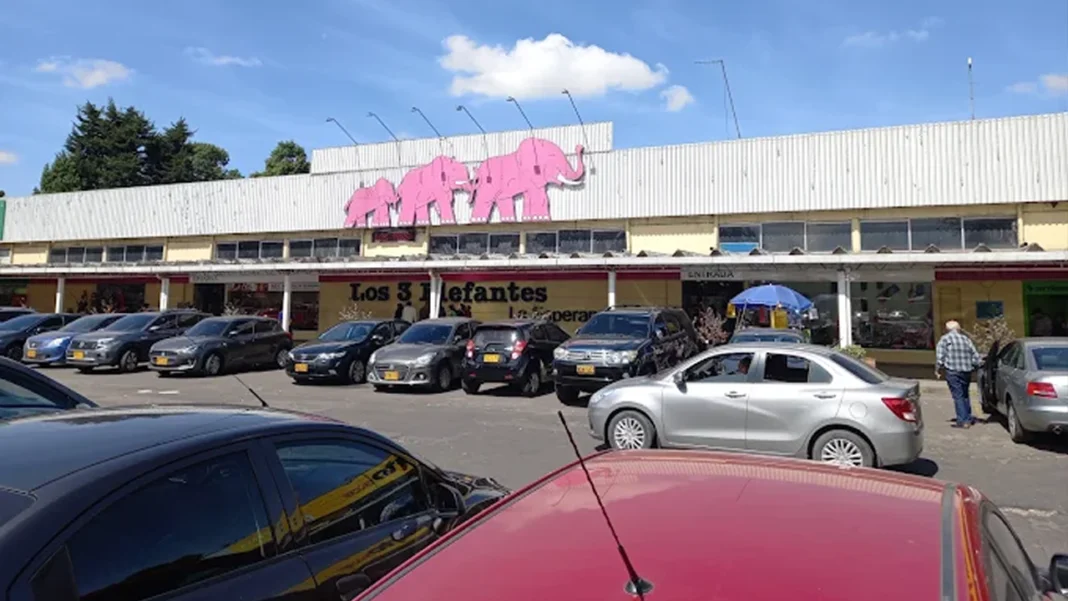 El parqueadero de Los Tres Elefantes en la Avenida Boyacá dejará de ser público y será usado por la Secretaría de Salud para construir infraestructura en Bogotá.