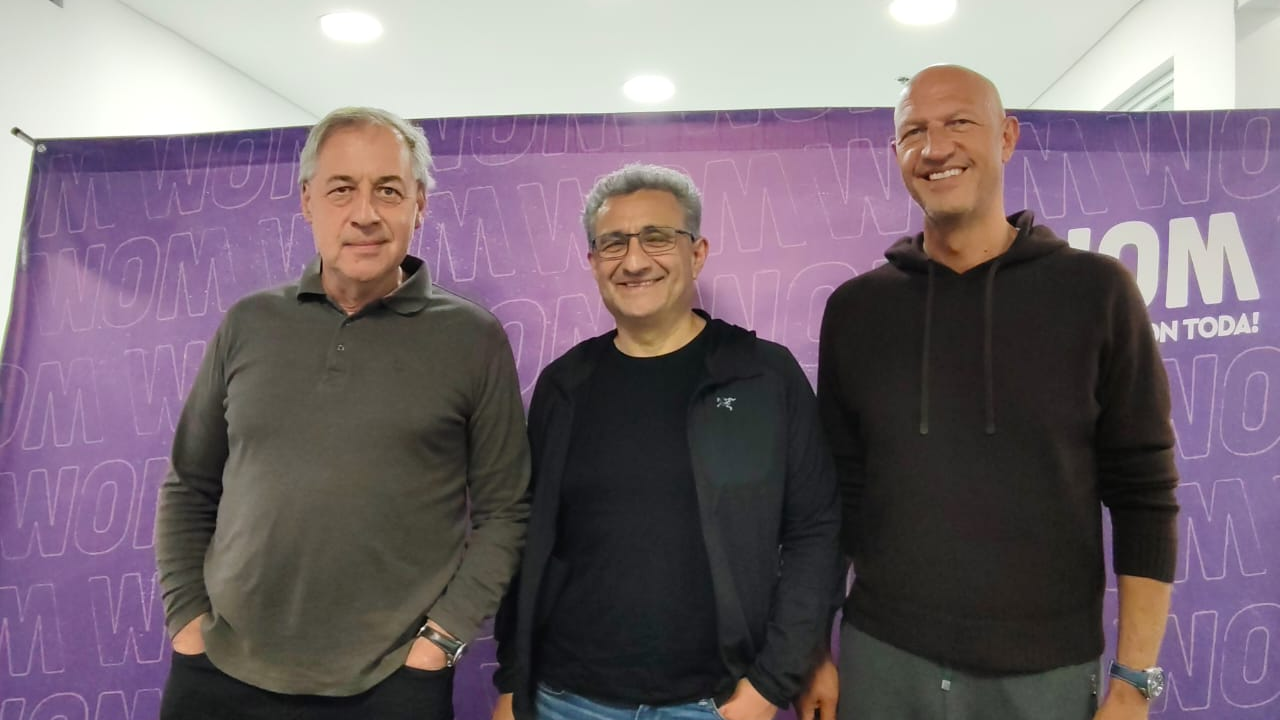 WOM Colombia logró por primera vez resultados financieros positivos en 2025, con un EBITDA de $36.000 millones y un flujo de caja en alza, marcando un hito en el mercado de telecomunicaciones.