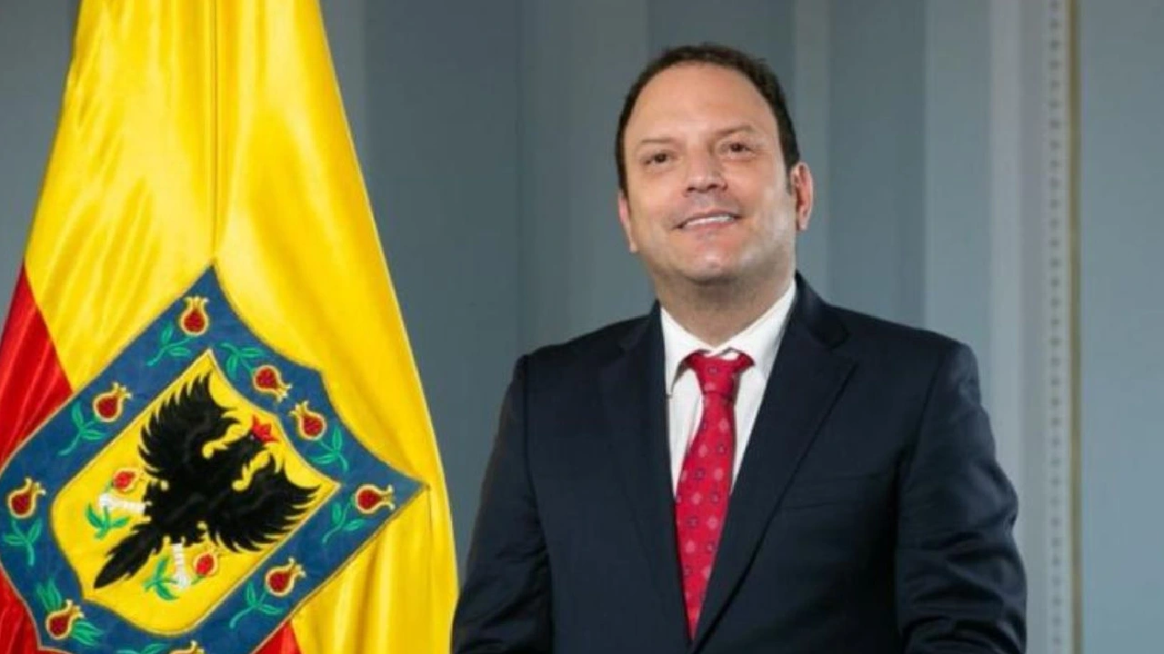 Quien es y hoja de vida de Andrés Santamaría, nuevo director ejecutivo de Asocapitales 1 Quien es y hoja de vida de Andrés Santamaría, nuevo director ejecutivo de Asocapitales