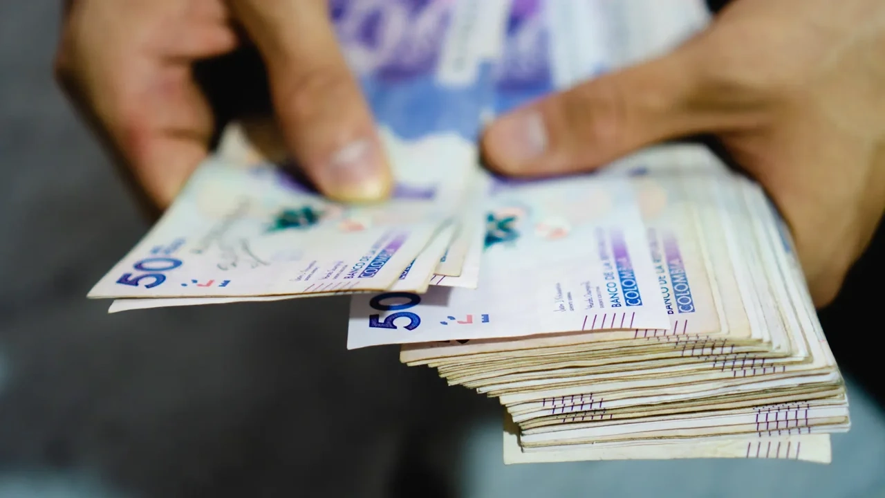 Salario mínimo en Colombia 2026: Banco de Bogotá proyecta aumento del 12,4%