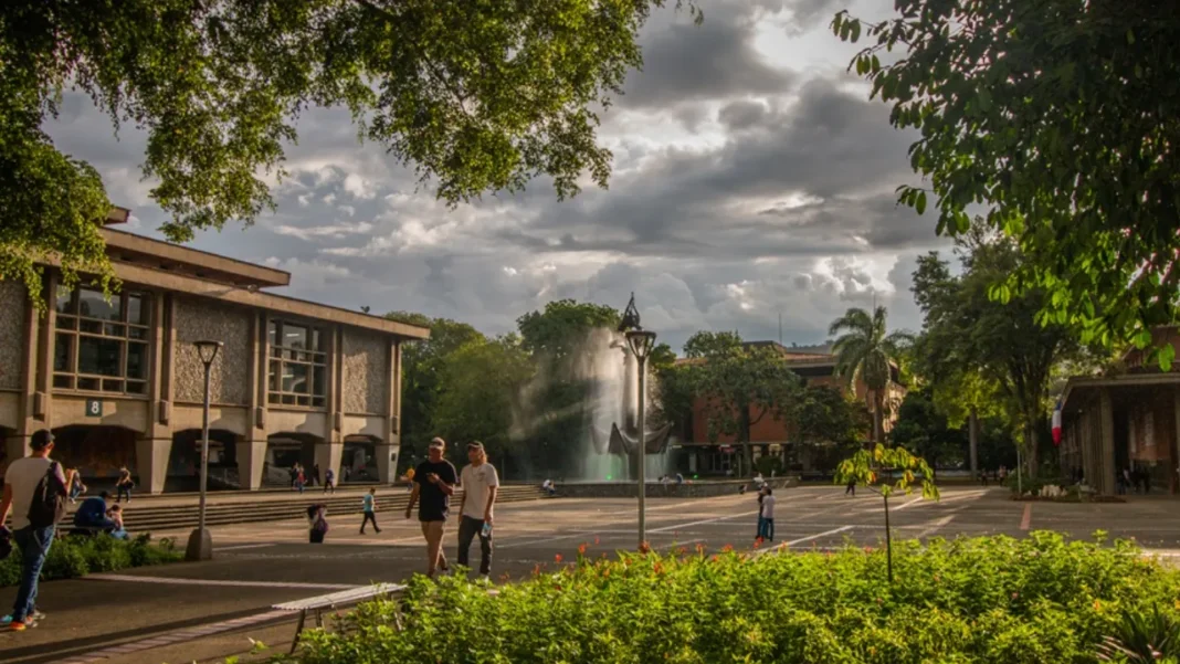 La nueva inspectora nombrada por MinEducación para vigilancia en la UdeA
