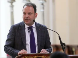 Quien es y hoja de vida de Andrés Santamaría, nuevo director ejecutivo de Asocapitales